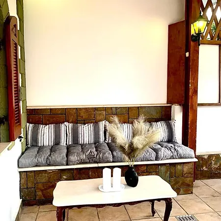 Eleni's Traditional House Villa