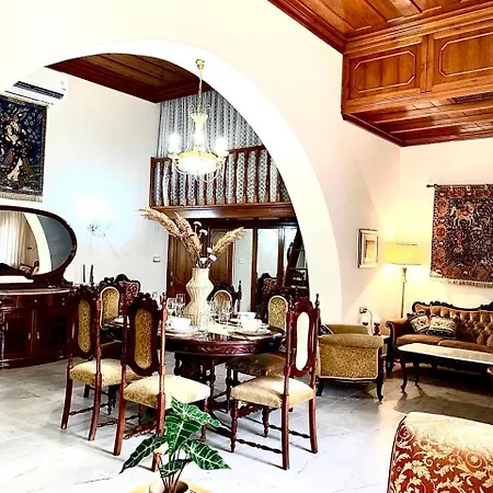 Eleni's Traditional House Villa *